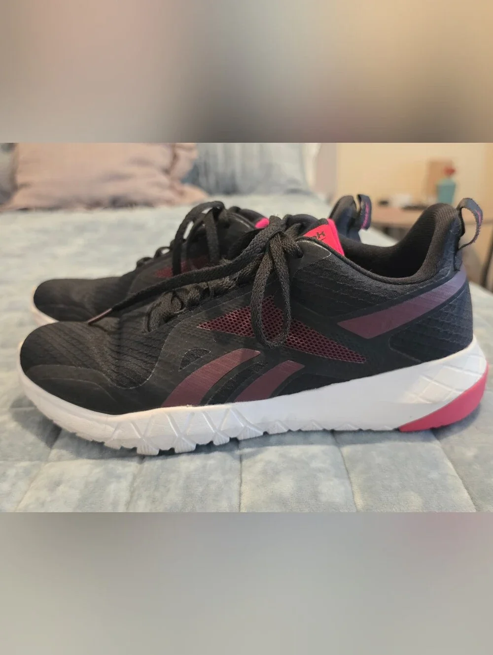 Reebok Women's Black and Pink Athletic Sneakers